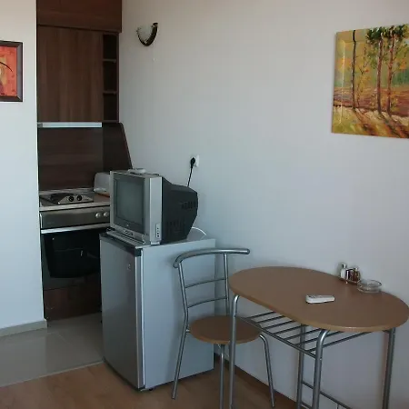 Lucky Ropotamo Appartement *
